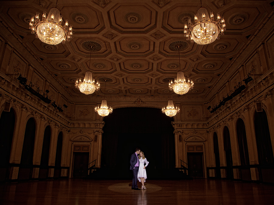 newham-tow-hall-wedding-photographer Laura & Paolo's London wedding 3