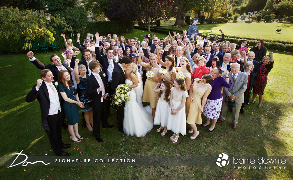 group-wedding-photograph-at-london-wedding-monkey-island