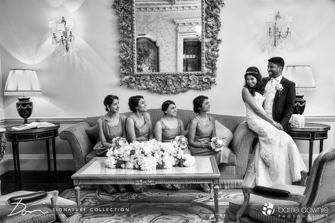 the-ritz-london-wedding-photograph-bride-and-groom-with-bridesmaids