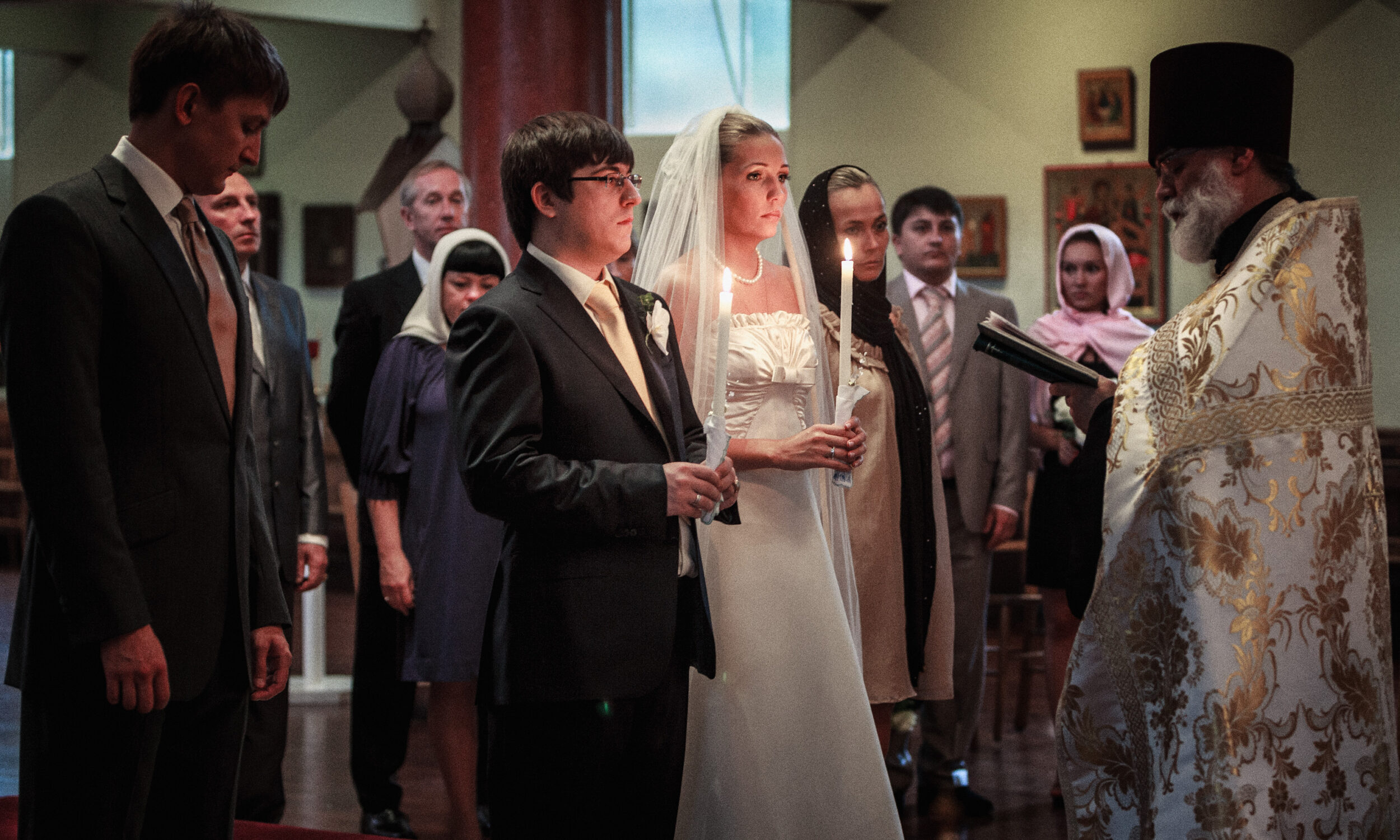 russian-wedding-ceremony-knightsbridge-church-london