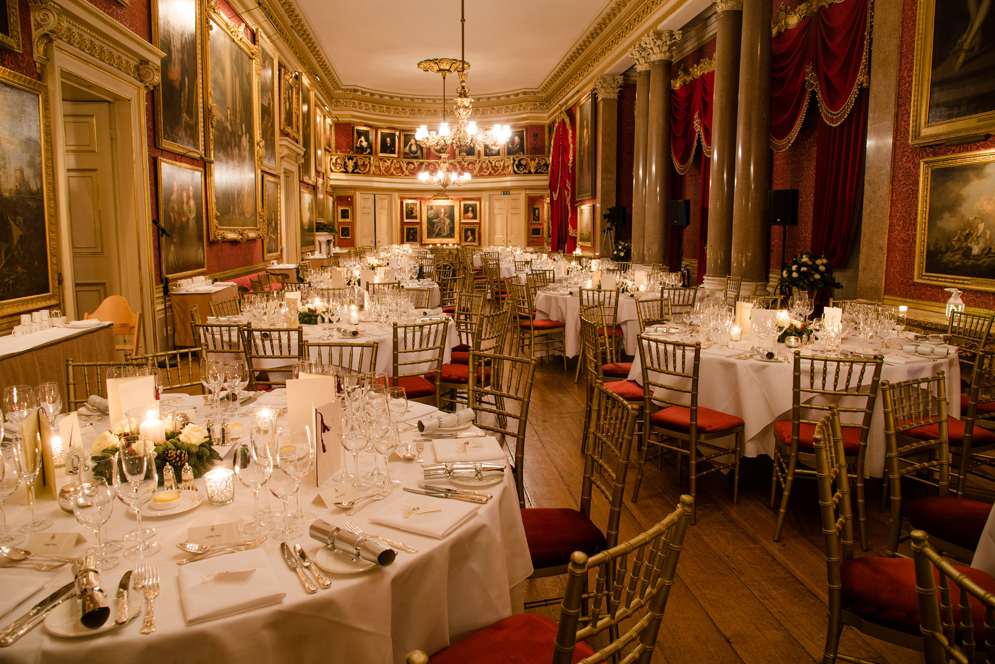Winter wedding at Goodwood House of Anna & Paul 8