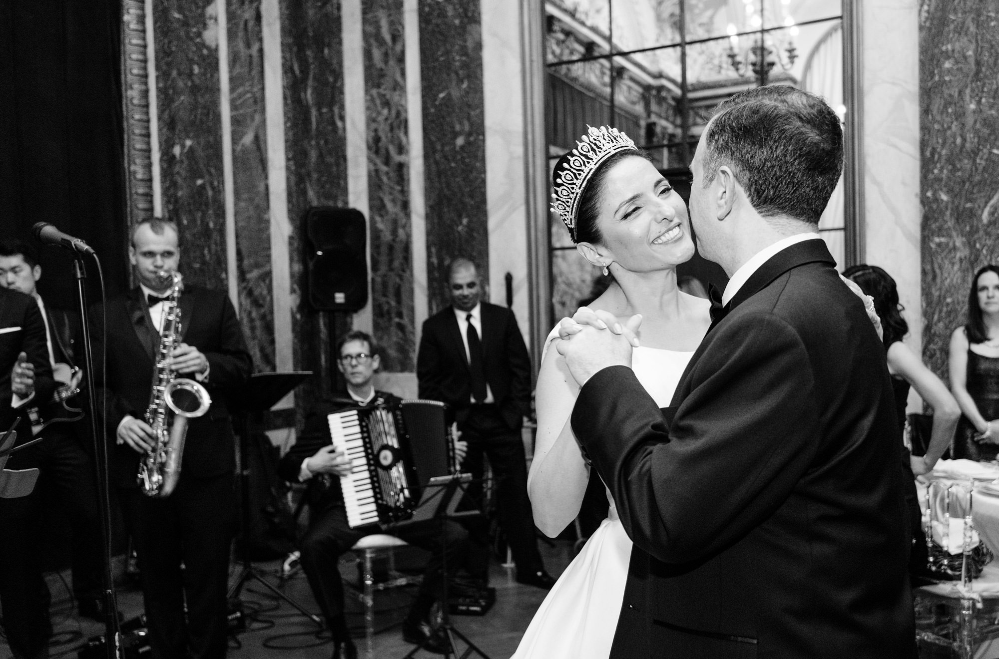 bride-and-groom-first-dance-james-burden-wedding