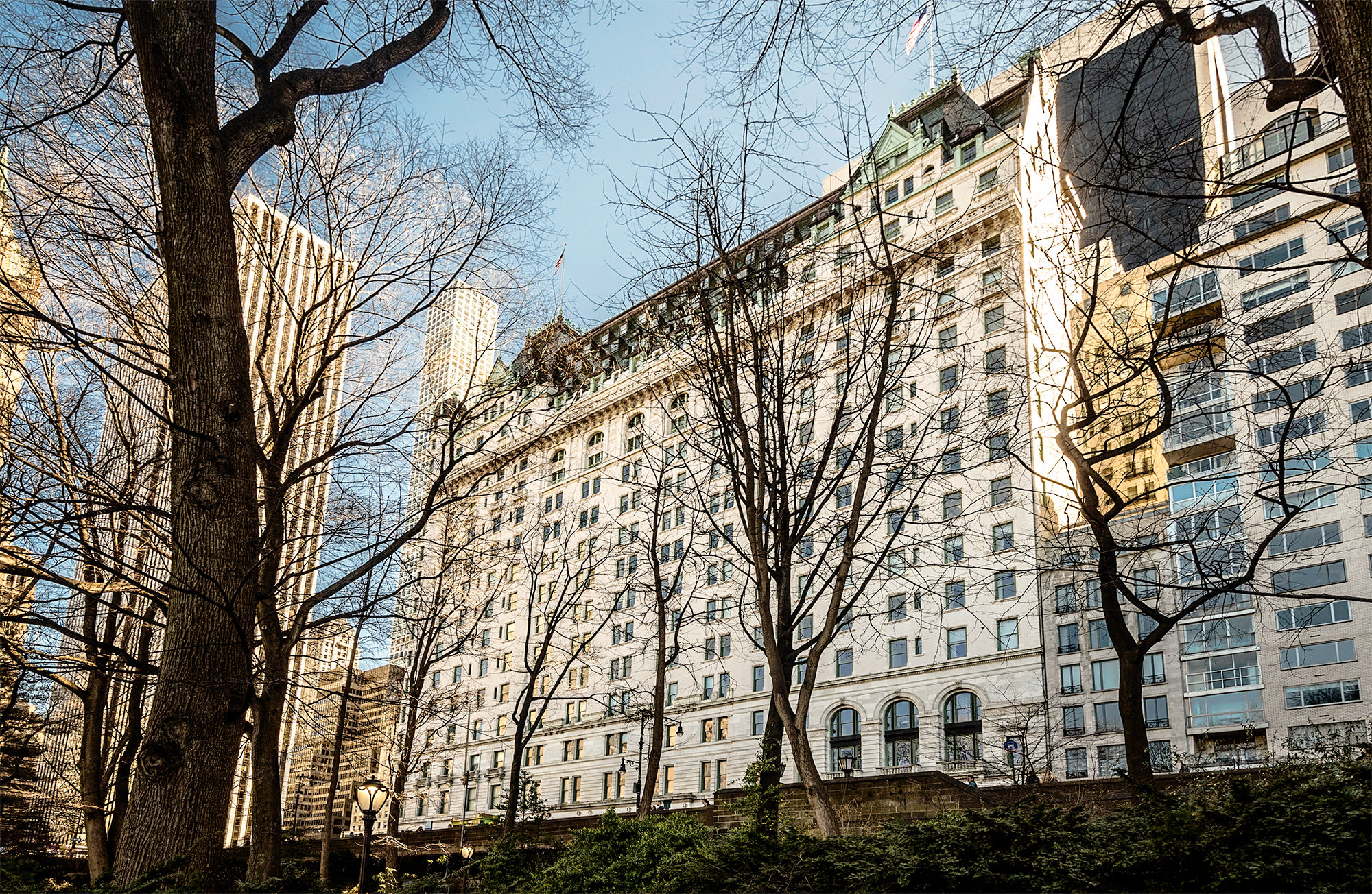 the-plaza-hotel-on-fifth-avenue-new-york
