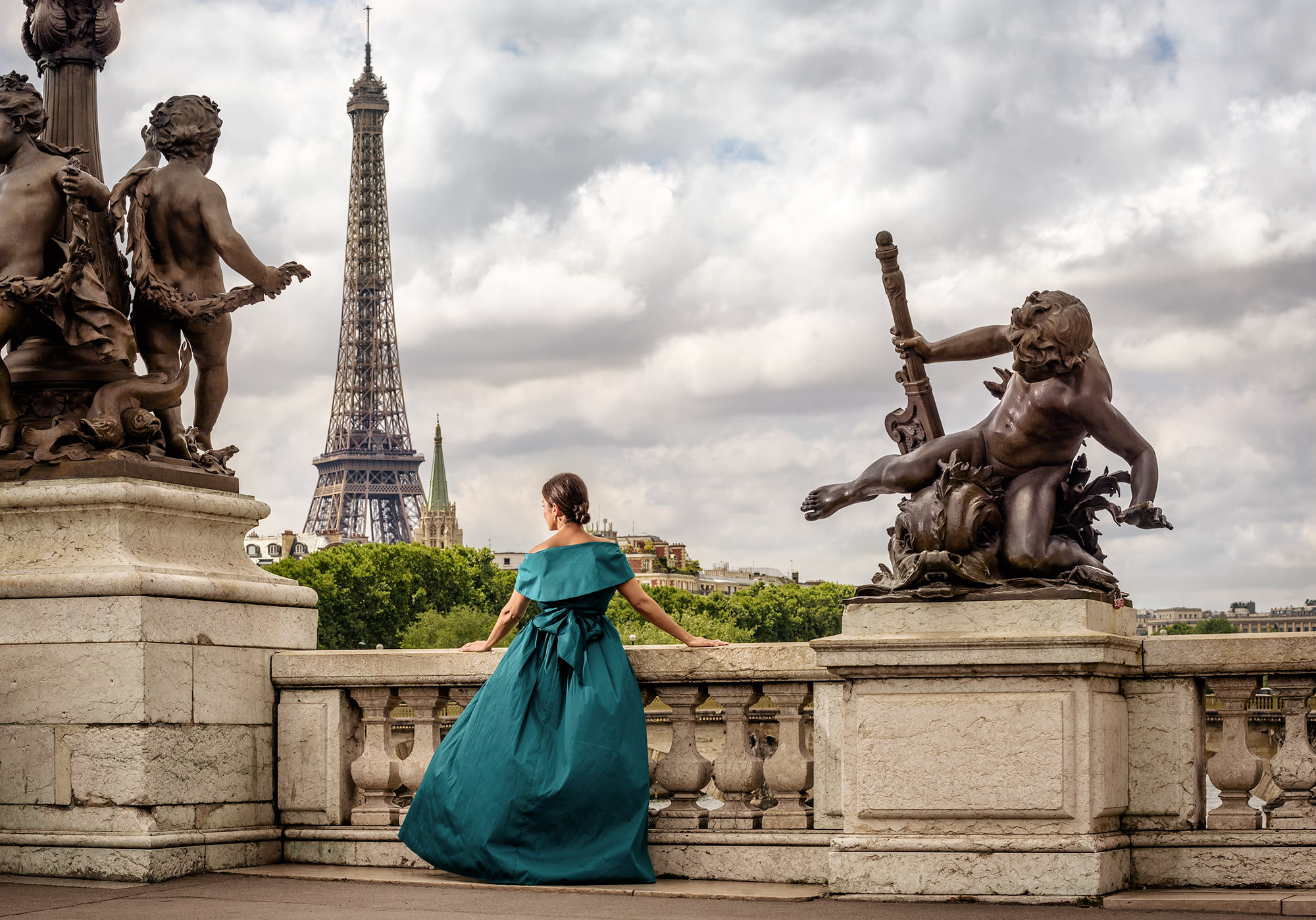 Post Wedding Photoshoot Paris and Behind The Scenes Video 9