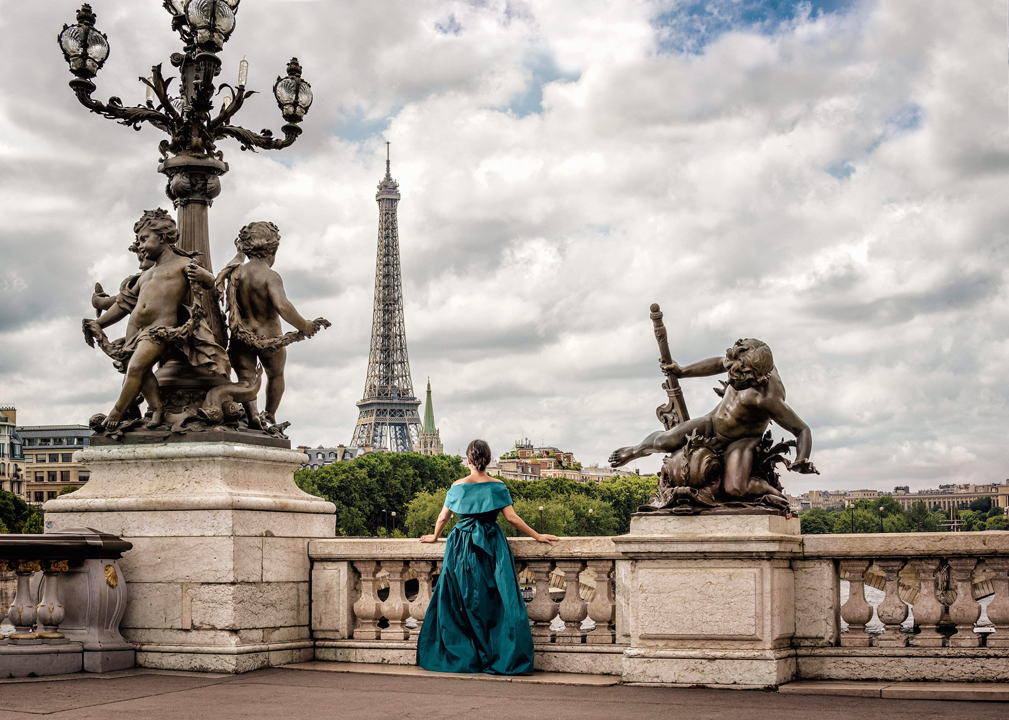 Post Wedding Photoshoot Paris and Behind The Scenes Video 7