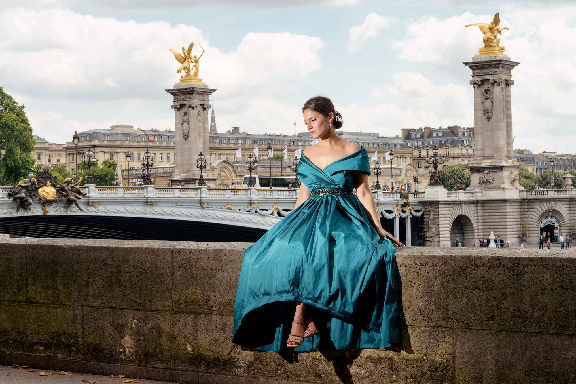 Post Wedding Photoshoot Paris and Behind The Scenes Video 10