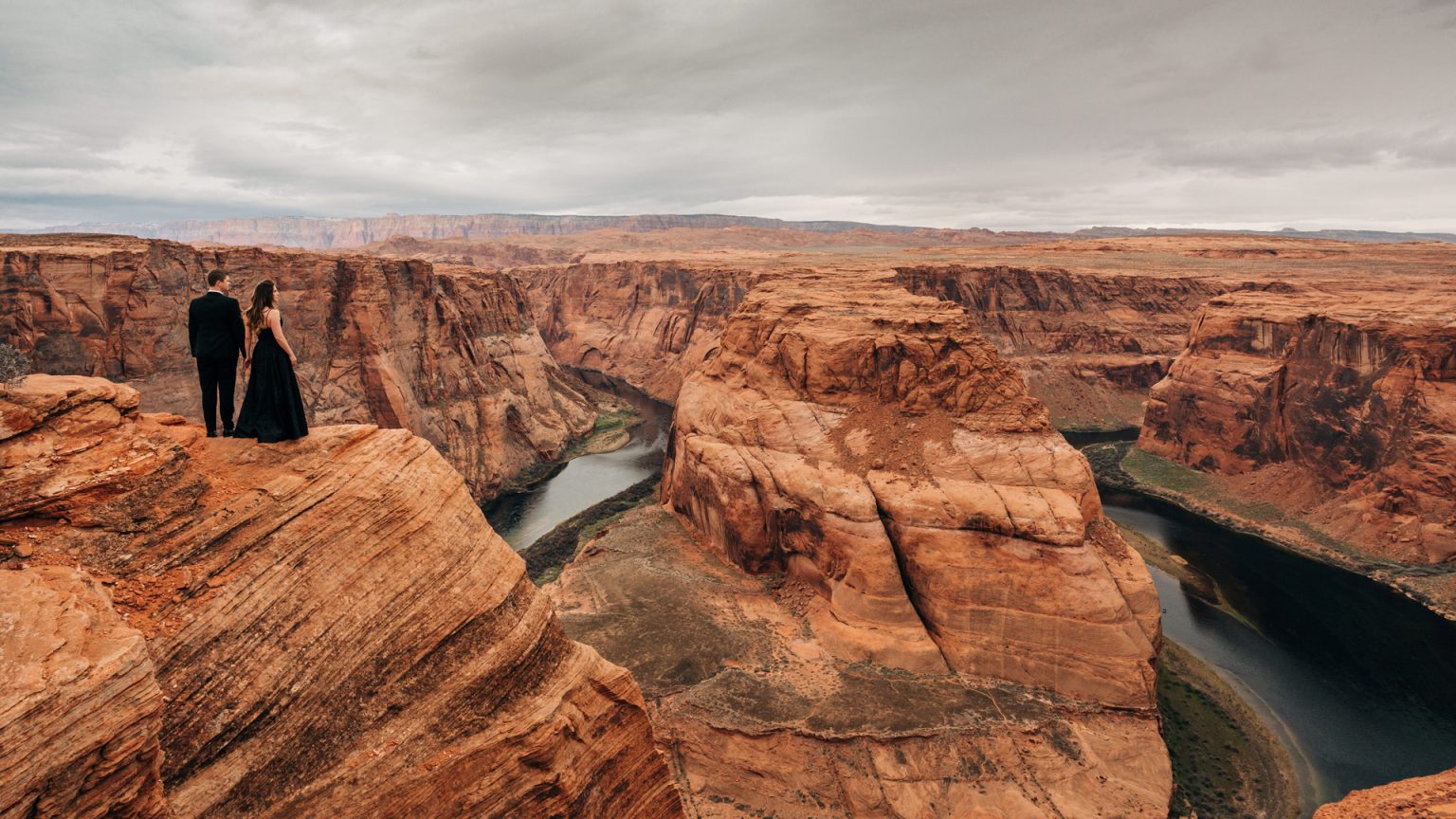 Couple at Horseshoe Bend, Arizona