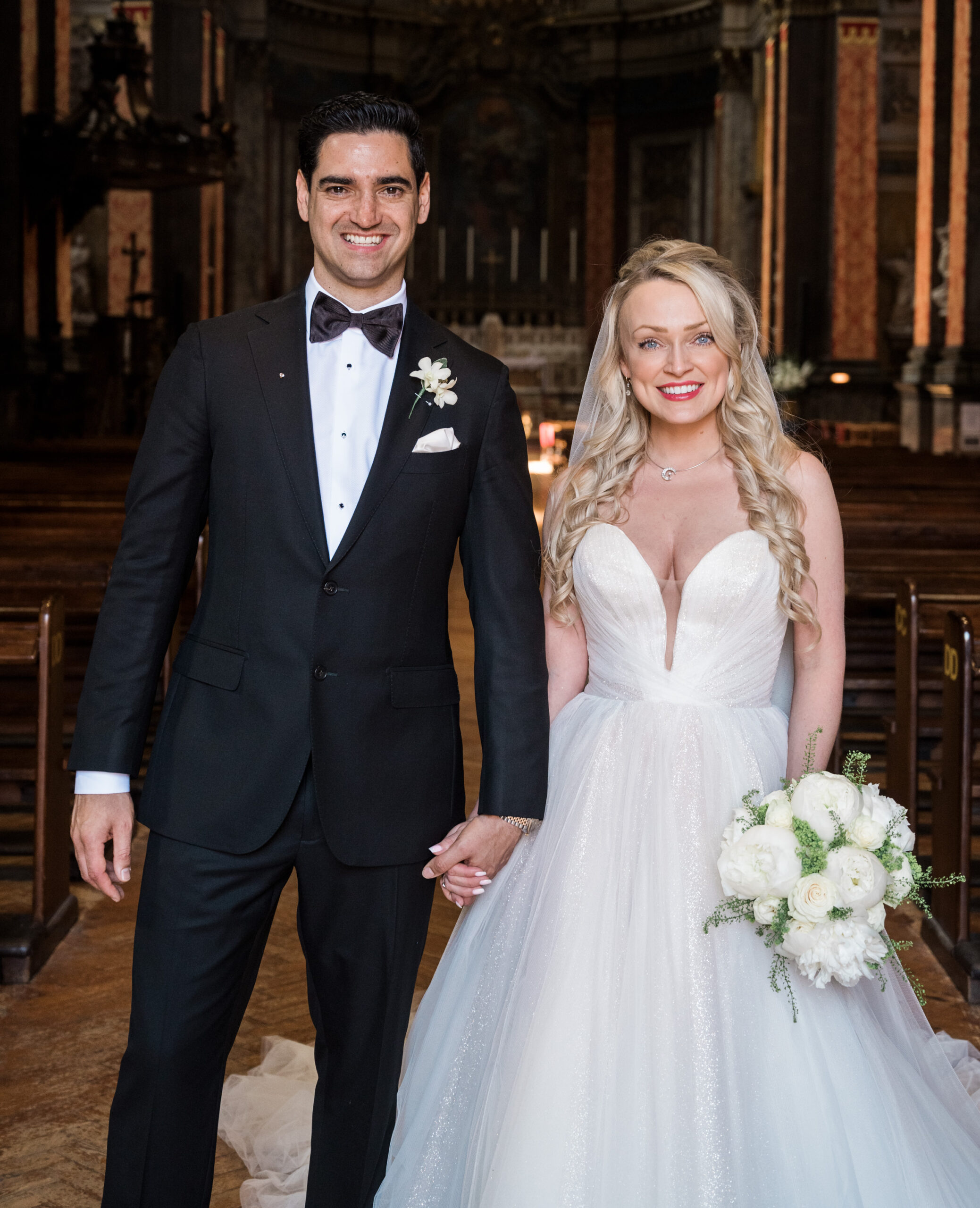 London oratory wedding bride and groom