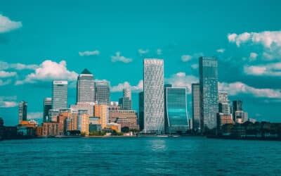 The Ultimate Guide to Wedding Photography in Canary Wharf, London