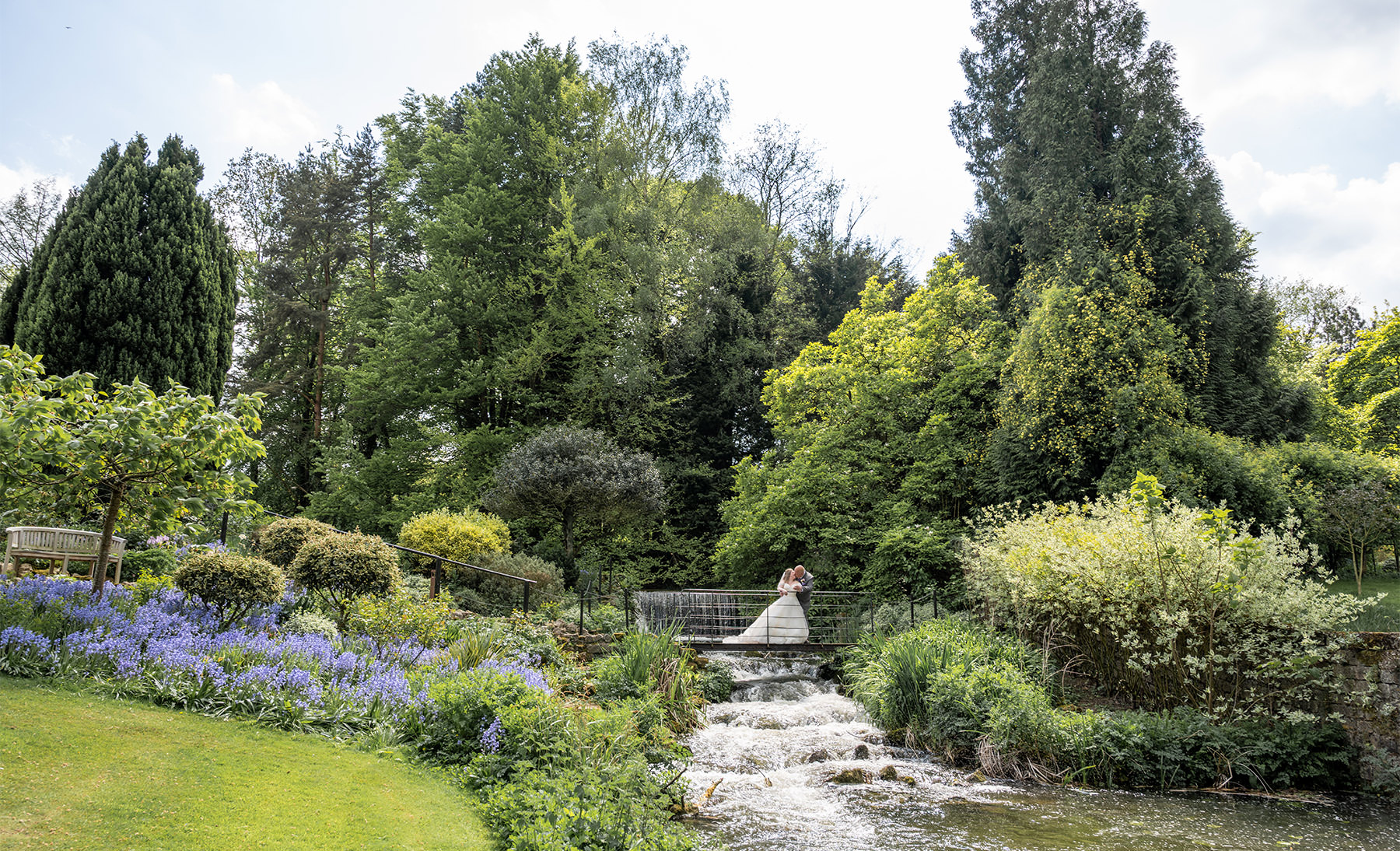 bride-and-groom-orangery-wedding-venue-maidstone