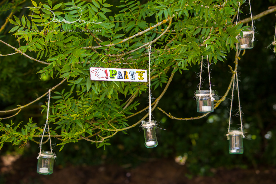 Oxfordshire wedding photographers-Teepee marquee wedding